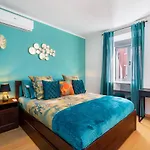 Whome Premium Family Apartment W/ Lift, Ac & Barbecue
